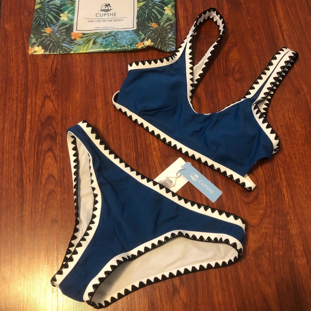 Cupshe Sporty Blue & Black Crochet Bikini